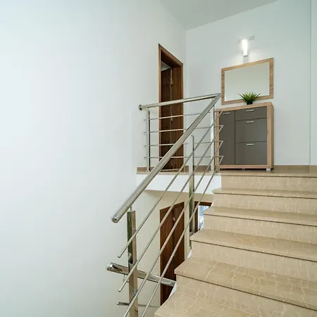 Veliki Dvoetazni S Parkingom Apartmán Dubrovník